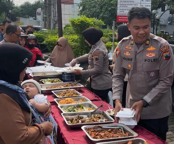 Demi Warung Makan Gratis, Polisi Boyolali Korbankan Tabungan Umrah