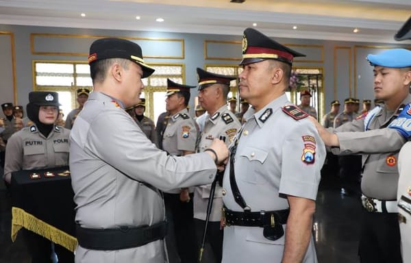 Kombespol Nanang Pimpin Sertijab Sejumlah Pejabat Utama Polresta Malang Kota: Dorong Adaptasi Cepat dan Responsif Terhadap Aduan Warga