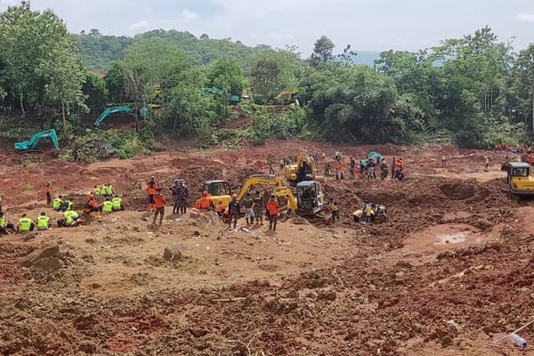 Hari Keenam Pencarian Korban Longsor Cilacap, Tujuh Warga Masih Hilang dan Baju Anak Ditemukan