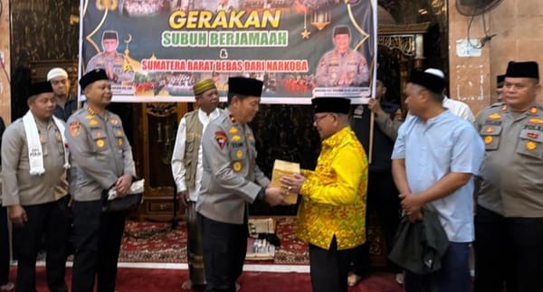 Ratusan Jamaah Padang Ikuti GSB Bersama Waka Polda Sumbar, Suasana Pagi Penuh Keakraban