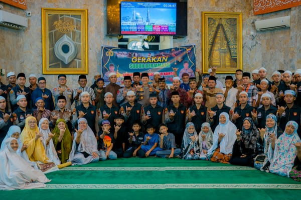 Bangun Kedekatan dengan Masyarakat, Wakapolda Sumbar Turun Langsung di Gerakan Subuh Berjamaah