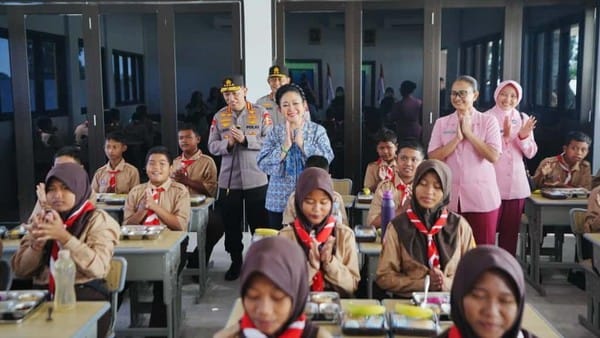 Titiek Soeharto Apresiasi Peran Kapolri dalam Upaya Perbaikan Pendidikan Nasional