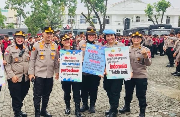 Kombes Calvijn Simanjuntak Tunjukkan Kepemimpinan Humanis Saat Aksi Tutup TPL di Medan