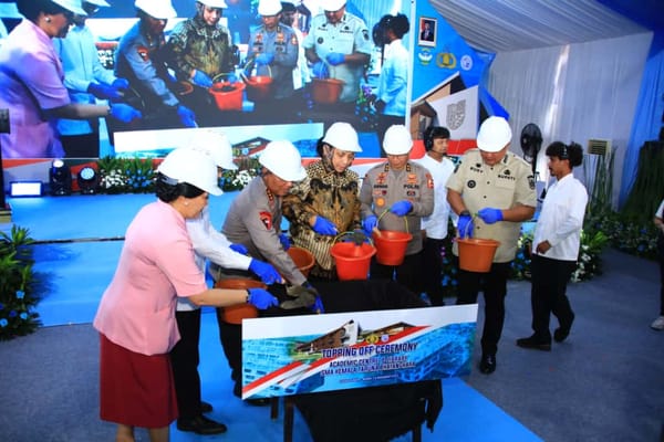 Topping Off SMA Kemala Taruna Bhayangkara Menandai Era Baru Pembentukan Generasi Berintegritas