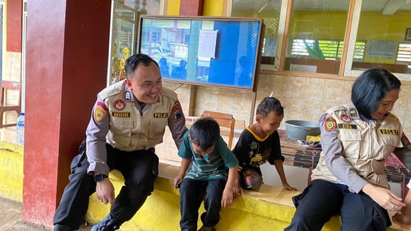 Polda Jateng Gelar Trauma Healing bagi Korban Longsor Cilacap