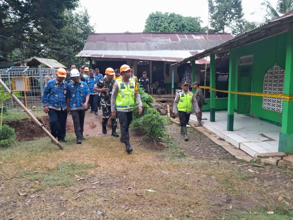 Tinjau Pengungsian, Kapolresta dan Forkompimda Pastikan Penanganan Warga Terdampak Tanah Bergerak