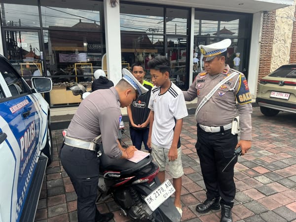 Polda Bali Tegakkan Aturan Lalu Lintas Lewat Operasi Zebra Agung 2025