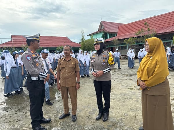 Pelajar SMA Negeri 3 Sampit Dapat Pembinaan Tertib Lalu Lintas dari Satlantas Polres Kotim