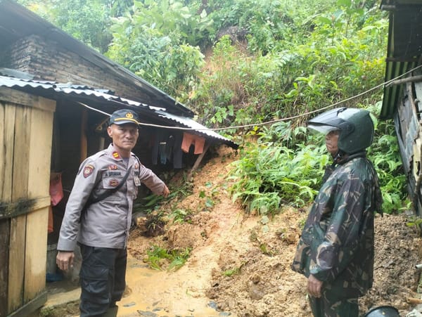 Polri Kerahkan Personel untuk Bantu Warga Terdampak Bencana di Sumatera Utara
