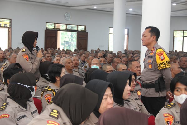 Bikin Publik Terharu, 3 Program Iptu Rudi saat Menjabat Kapolsek Ujung Loe