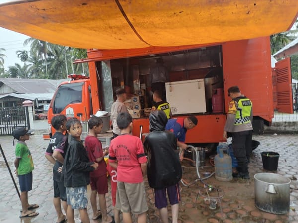 Polres Aceh Barat Imbau Warga Tingkatkan Kewaspadaan Banjir di Kaway XVI