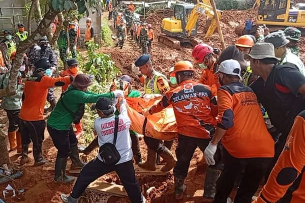 Operasi SAR Terus Dilakukan, Tiga Korban Longsor Cilacap Berhasil Dievakuasi