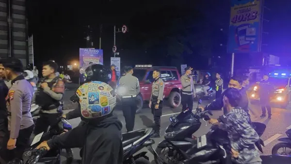 Balap Liar Kocar-kacir! Patroli Blue Light Polresta Malang Kota Berlaku Tanpa Kompromi