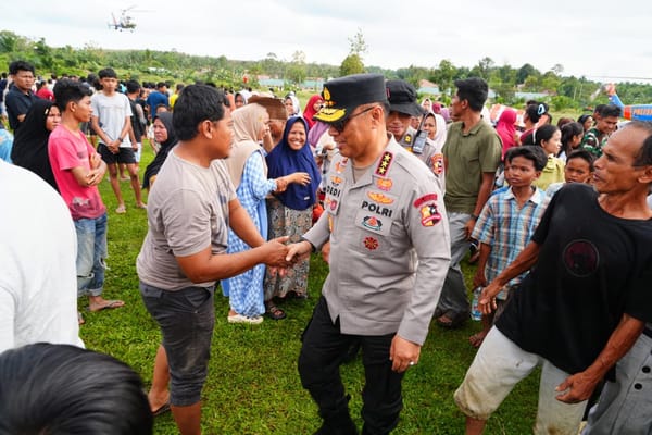 Wakapolri Tinjau Banjir Aceh Tamiang, Perintahkan Pengiriman Bantuan dan Peralatan Khusus