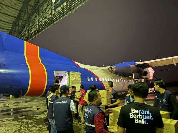 Polri Apresiasi Peran Masyarakat dan Relawan dalam Pengiriman Bantuan ke Lokasi Bencana