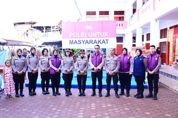 Posko Pengungsian di Padang Dikunjungi Tim Trauma Healing Ops Aman Nusa II