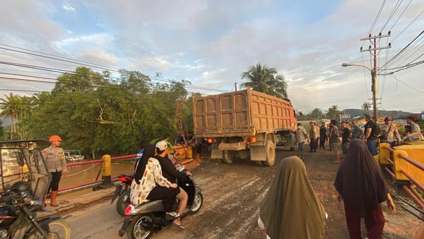 Jembatan Halangan Tuntas Diperbaiki, Brimob Sumut Buka Lagi Akses Antarwilayah