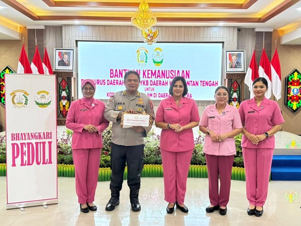 Peduli Sesama, Bhayangkari Kalteng Kirim Bantuan Kemanusiaan ke Korban Bencana di Sumatera