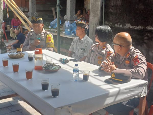 Polda Bali Gelar Minggu Kasih di Pura Baleagung, Ajak Warga Jaga Kamtibmas dan Tolak Hoaks