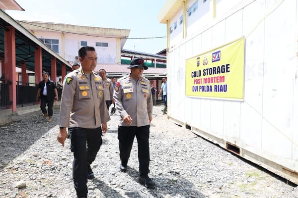 Polda Riau Kirim Cool Storage ke Agam, Perkuat Proses Identifikasi Korban Bencana