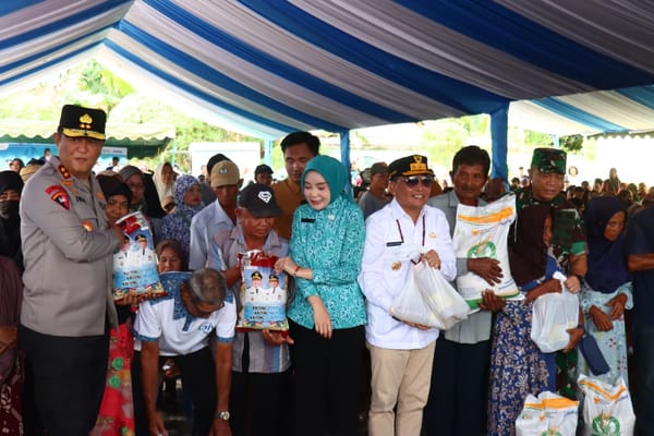 Polri Kawal Program Pangan: Kapolda Kalteng dan Gubernur Tinjau Pasar Murah untuk Dorong Kesejahteraan Warga Kobar