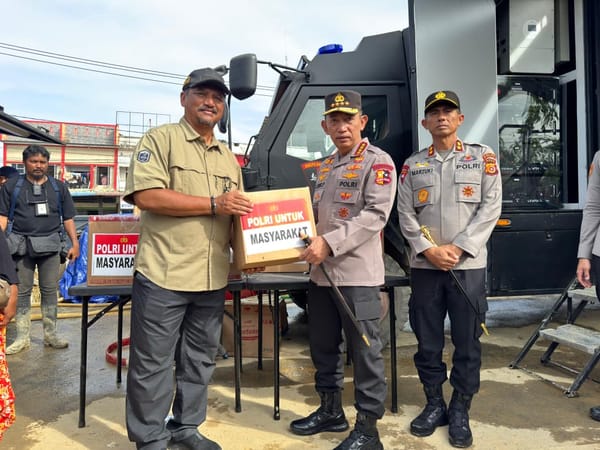 Kapolri Sigit Terjun Langsung ke Aceh Tamiang, Pastikan Layanan Pengungsian dan Salurkan Enam Truk Bantuan