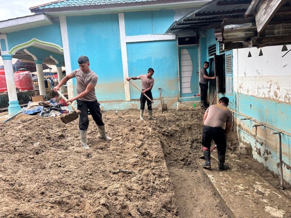 Polda Sumut Percepat Pemulihan Batang Toru: Bersihkan Masjid, Rumah Warga, Dan Buka Akses Sumur Bor