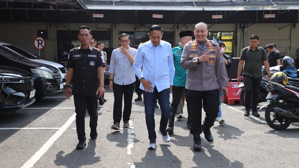 Khitan Bahagia Peringati Hari Ibu, Polresta Malang Kota Tegaskan Komitmen Perlindungan Anak