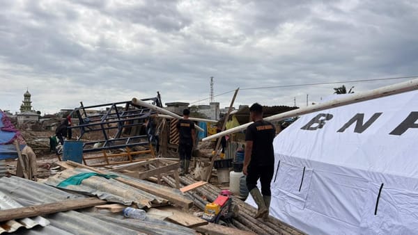 Wujud Kepedulian Nyata, Brimob Polri Bangun MCK Umum untuk Warga Kuala Simpang Aceh