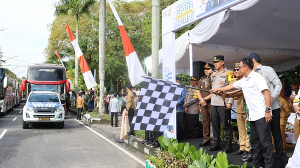Polda Kalteng dan Pemprov Fasilitasi Mudik Gratis Nataru, 323 Pemudik Diberangkatkan