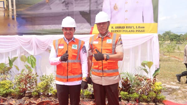 Kapolda Kalteng Letakkan Batu Pertama Pembangunan Gereja dan Pura di SPN