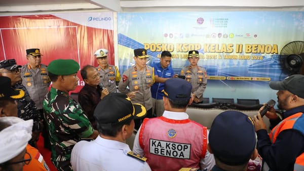 Kapolda Bali dan Gubernur Cek Pos Pelayanan dan Pos Terpadu Pengamanan Natal