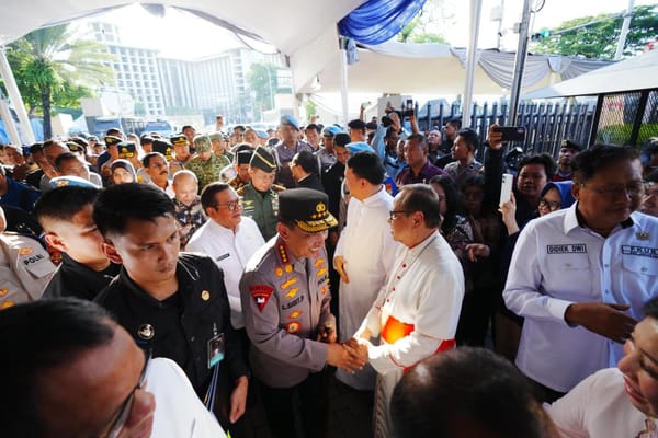 Kapolri Cek Dua Gereja, Pastikan Misa Malam Natal Aman dan Kondusif