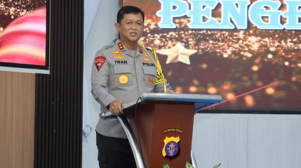 Jamin Keamanan Malam Natal, Kapolda Kalteng dan Gubernur Patroli Gereja di Palangka Raya