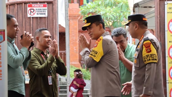 Wujudkan Rasa Aman pada Persembahyangan Natal, Wakapolda Bali Cek Pengamanan di Gereja Katedral Denpasar