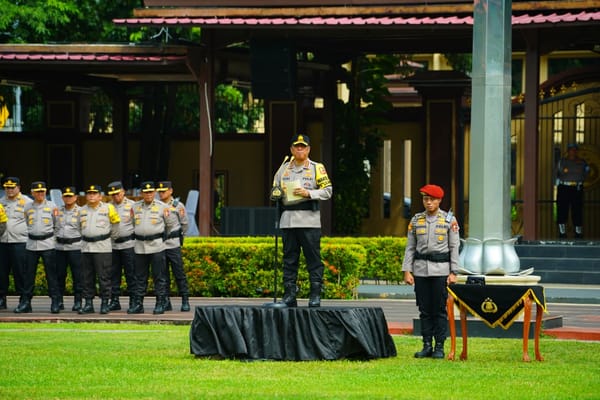 Tanggap Pascabencana, Wakapolri Tegaskan Polri Hadir Penuh untuk Rakyat di Aceh, Sumut, dan Sumbar