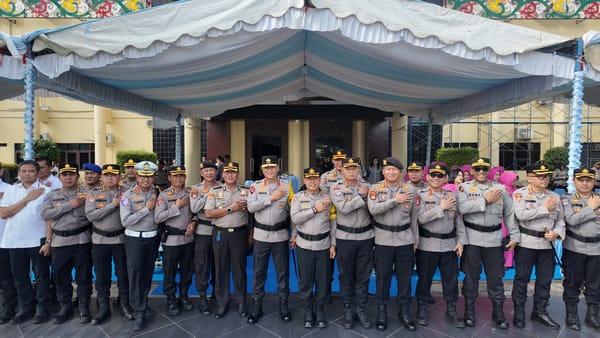 Kapolda Kalteng Pimpin Upacara Korps Raport, 857 Personel Polda dan Polres Naik Pangkat