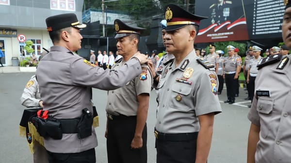 Upacara Kenaikan Pangkat Awal Tahun, Polresta Malang Kota Berlangsung Khidmat