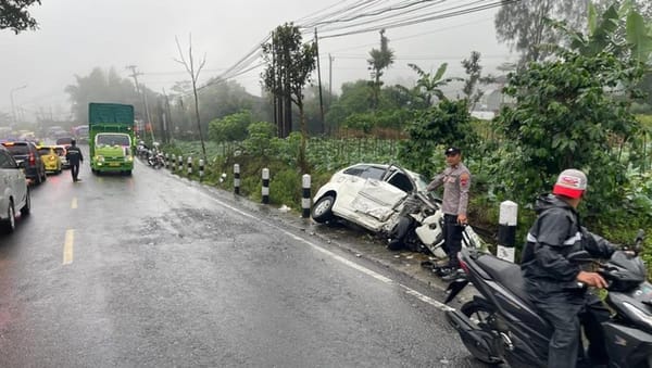 Kecelakaan Beruntun di Wonosobo, Truk Hantam Mobil dan Motor, 2 Tewas 5 Luka