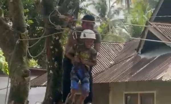 Brimob Polri Laksanakan Trauma Healing Anak Terdampak Bencana di Kabupaten Agam