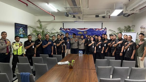 Minggu Kasih di Living World, Ditpamobvit Polda Bali Serap Aspirasi Warga dan Perkuat Pelayanan Humanis Polri