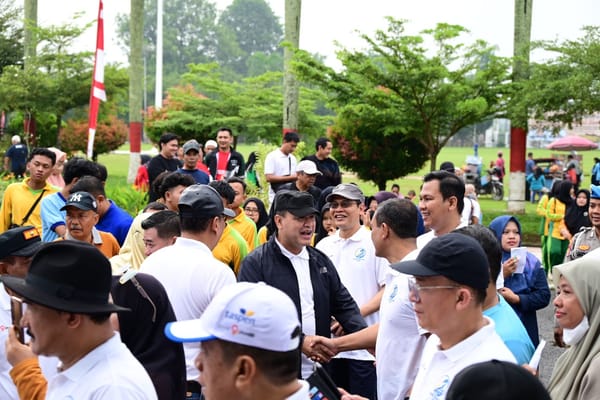 Wakapolda Jambi hadiri kegiatan jalan santai dalam rangka memperingati Hari Ulang Tahun (HUT) Provinsi Jambi ke-69 Tahun 2026