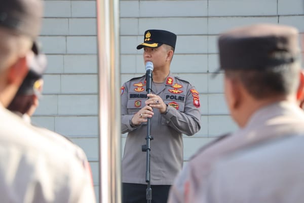 Pimpin Apel Jam Pimpinan, Wakapolresta Pontianak Tekankan Profesionalisme dan Pelayanan Publik