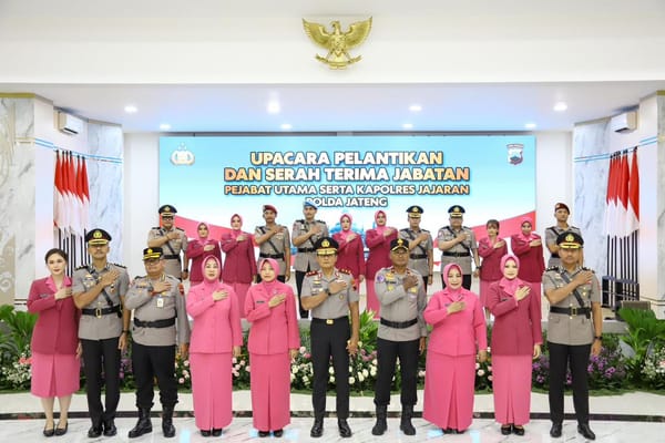 Mapolda Jateng Gelar Sertijab 6 PJU dan 13 Kapolres di Awal Tahun