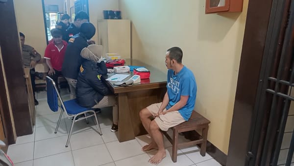 Pemeriksaan Kesehatan Rutin, Sie Dokkes Polresta Pontianak Datangi Polsek Pontianak Barat