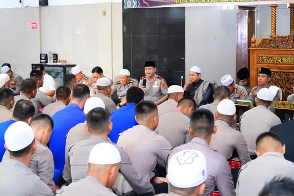 Perkuat Sinergitas dan Spiritual, Polda Jambi Gelar Acara Isra’ Mi’raj di Masjid Al Ikhlas