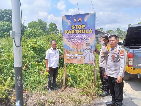Antisipasi Karhutla, Polisi Pasang Maklumat Kapolda di Wilayah Rawan Pontianak Selatan