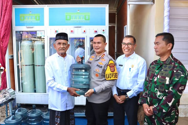 Polres Pidie Jaya Hadirkan Depot Air Minum RO Gratis untuk Warga Pascabencana