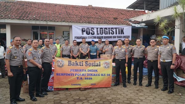 Sespimti Polri Dikreg ke-35 Bergerak Cepat Bantu Korban Longsor di Cisarua