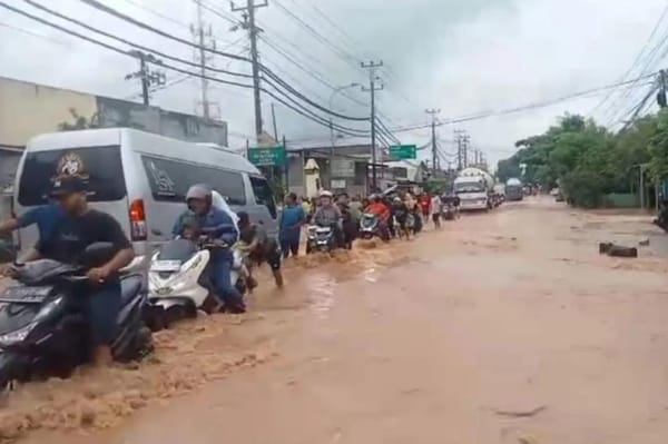 Puluhan Desa di Kudus dan Pati Terendam Banjir, Arus Pantura Terganggu